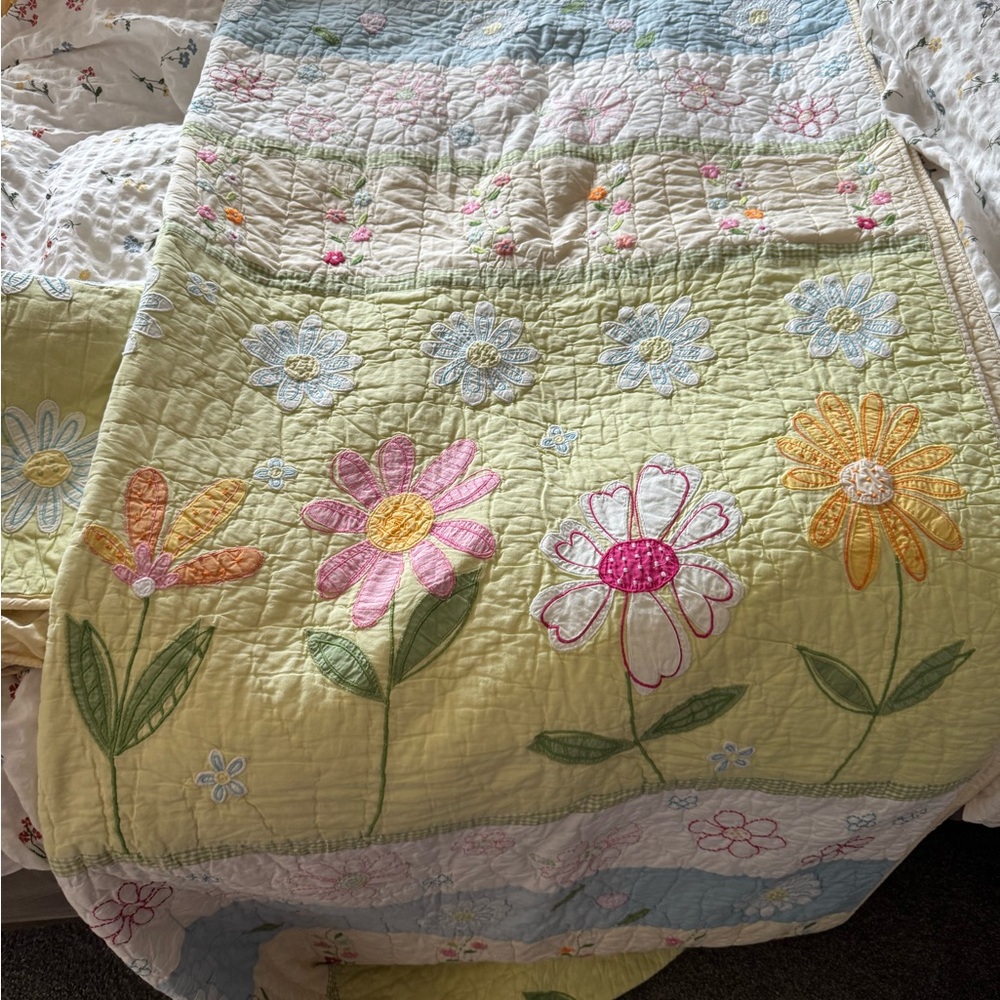 Pottery Barn Kids Floral Quilt - Yellow, Pink, Blue